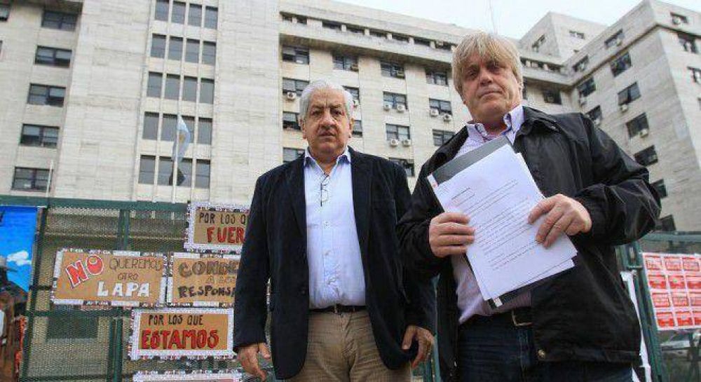 Vera denunci� a Caama�o