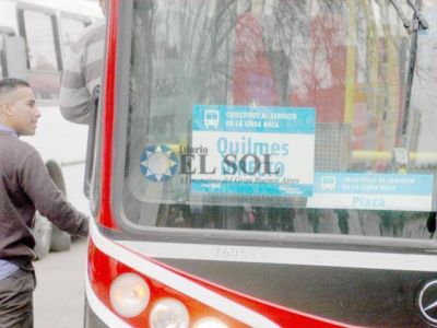Micros reemplazan a los trenes