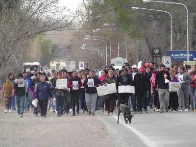 Familiares de la soldado sanjuanina desaparecida hicieron una marcha en Uspallata