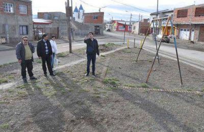 Grasso anunci� obras para el barrio Evita