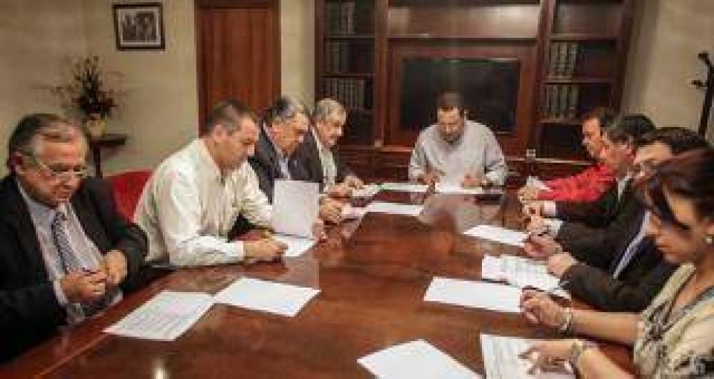 El Ejecutivo se qued� sin dinero y la Legislatura autorizar� una millonaria ampliaci�n presupuestaria