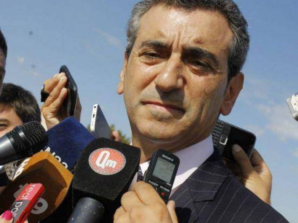 El futuro de la provincia: Entre el techo de An�bal y la traici�n de Randazzo