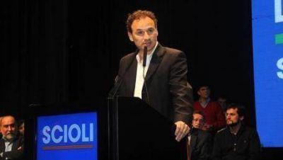 Desayuno del PJ junto a Pablo Bruera y La C�mpora