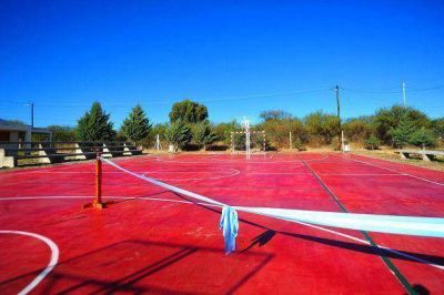 Inaugurar�n 62 playones deportivos en escuelas rurales