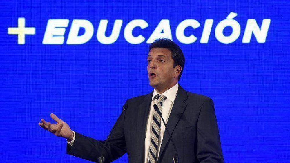 Sergio Massa propuso un sistema de premios y castigos para docentes