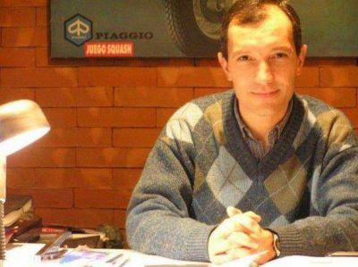 Alcolea: �Pedimos que en 60 d�as retiren los andamios del Banco Provincia y del Correo Argentino�