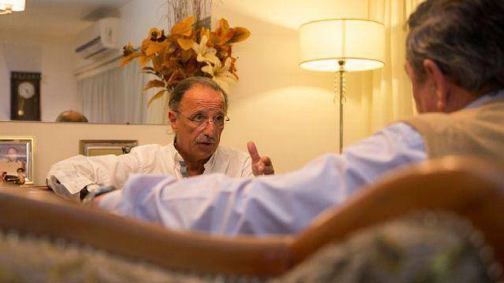 Lucio Godoy sali� otra vez a hablar por De Angeli