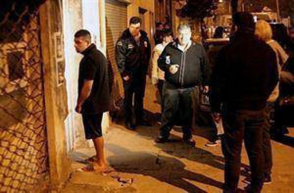 Un chico de 5 a�os recibi� un tiro en la m�dula durante un asalto