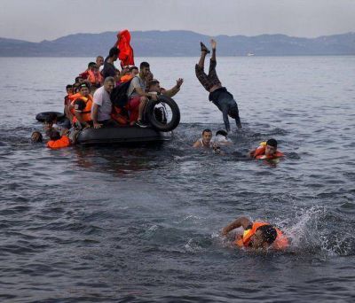 La UE llama a los europeos a no olvidar su historia y recibir m�s refugiados