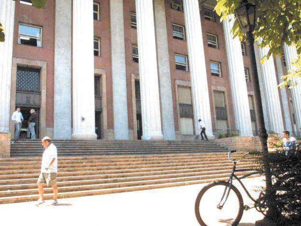 El fiscal del caso Bolognezi le contest� a P�rez: 