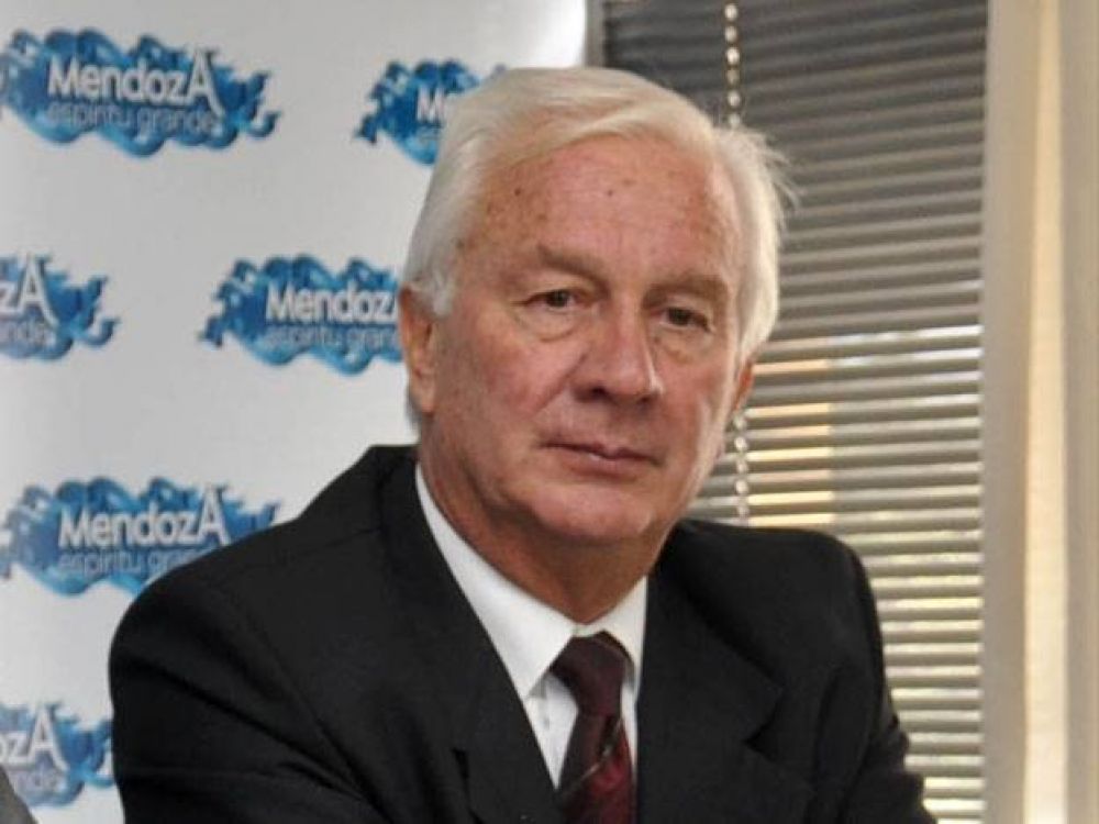 Ampl�an un pedido de juicio al procurador de la Suprema Corte