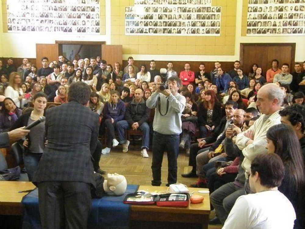 Se realiz� jornada de capacitaci�n en t�cnicas de RCP y uso de Desfibriladores Autom�ticos