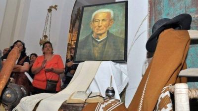 El Vaticano confirm� el segundo milagro del Cura Brochero
