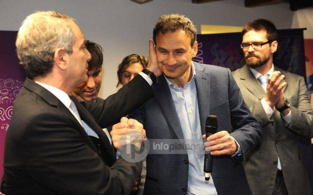 Alak � Bruera y una foto que hace historia
