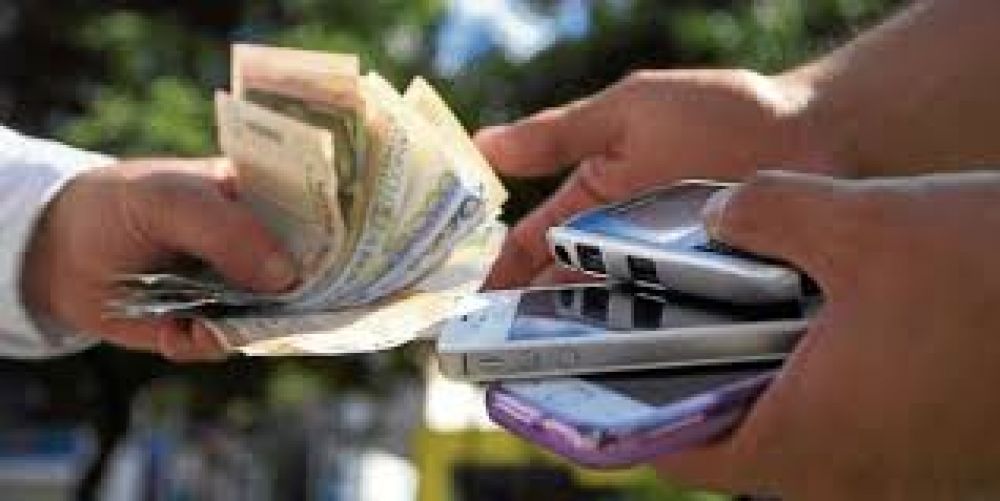 Preocupados por la comercializaci�n de celulares robados, citan a empresas de telefon�a al Concejo
