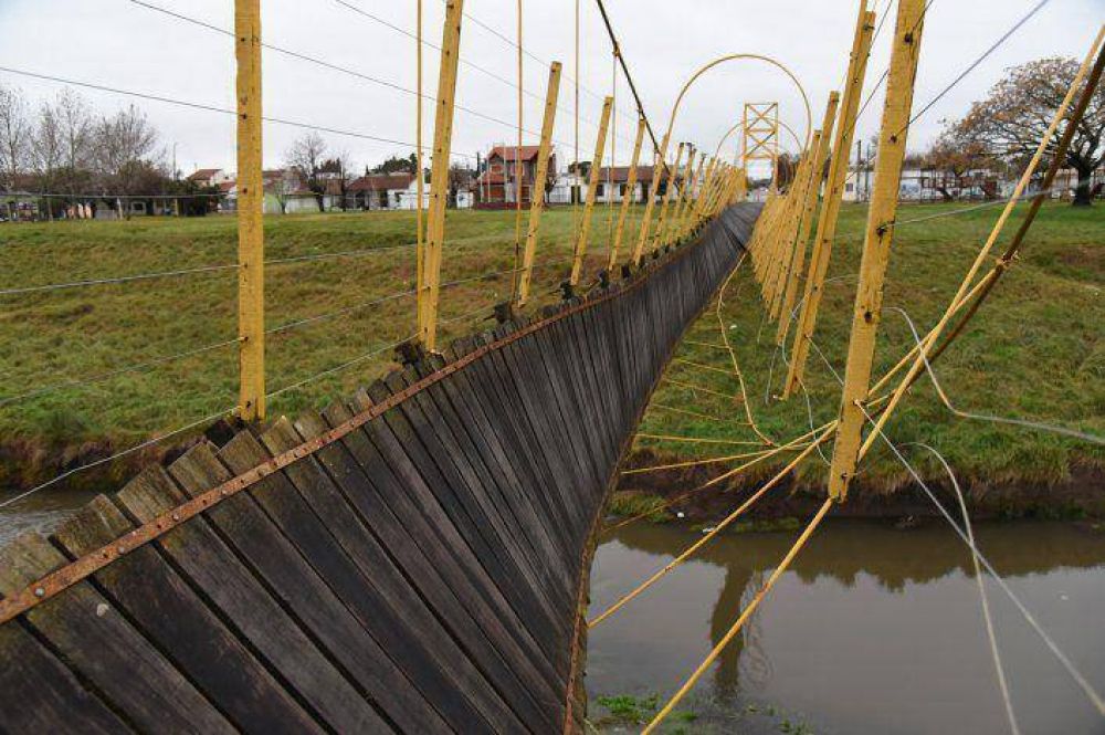 El arreglo del puente colgante costar� alrededor de 370.000 pesos