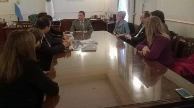 Karina Rabolini agradeci� �el apoyo de la gente de San Luis� a Daniel Scioli en las PASO