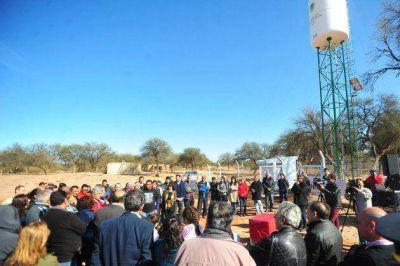 Inauguraron 16 plantas de agua potable en zonas rurales