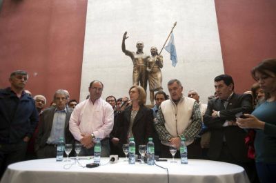 �Cuando Cano y Amaya escuchan �urnas del interior� disparan y no se los puede encontrar�