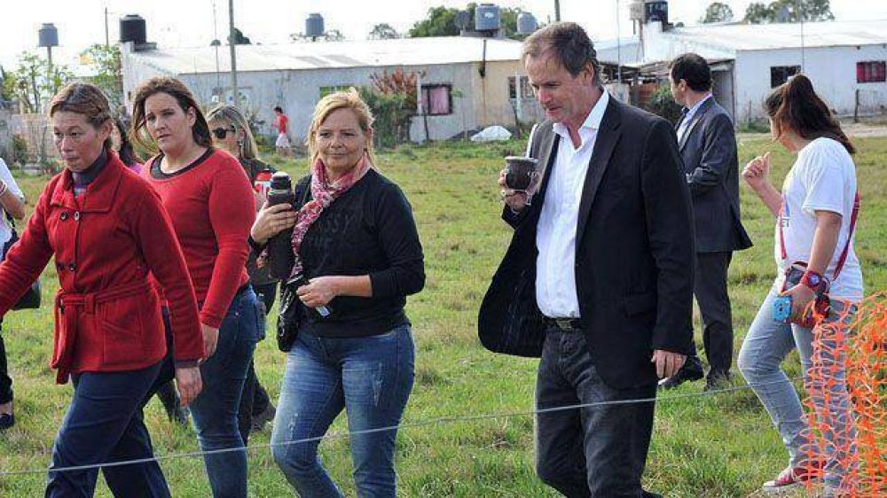 El FpV quema naves para ganarle bastiones al radicalismo	 