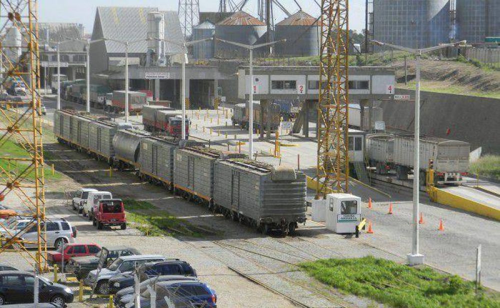 �Buscamos mejorar la operatoria de Puerto Quequ�n�