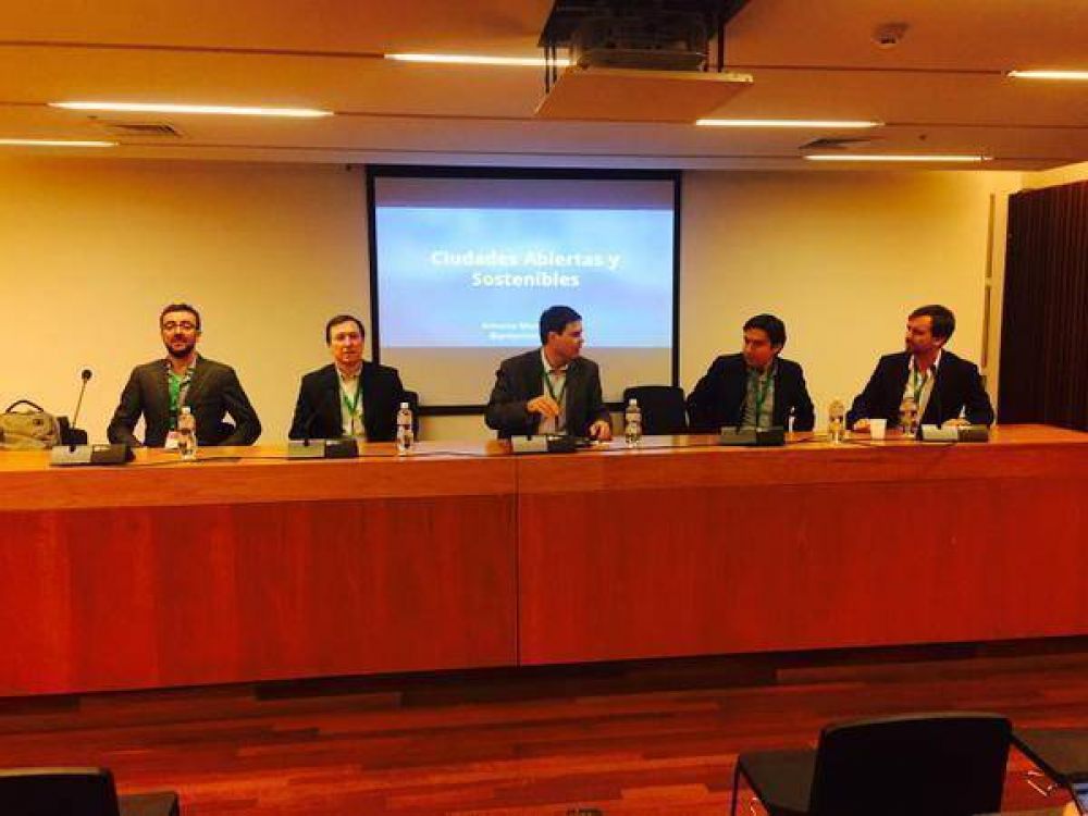 El intendente valor� la experiencia de Gobierno Abierto en Chile