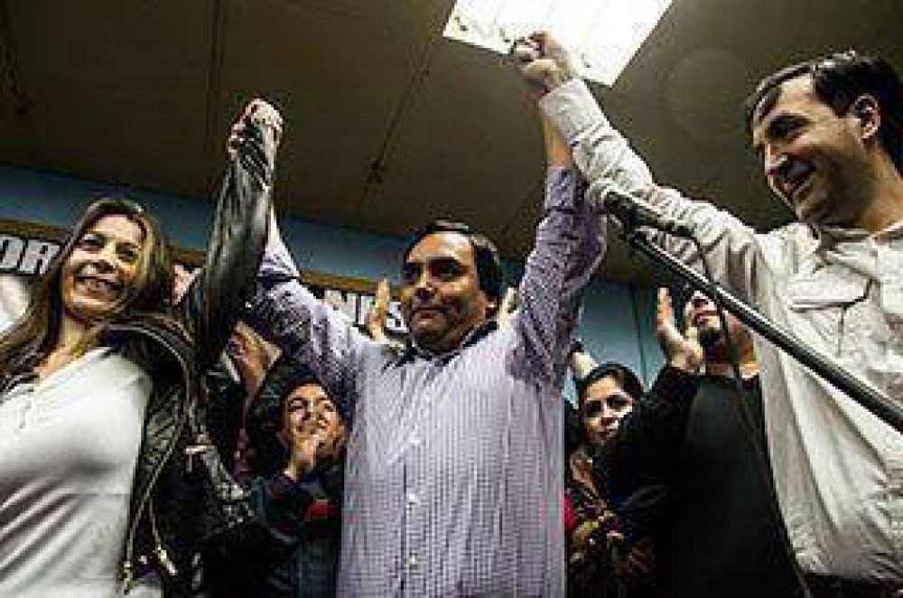 Grasso present� a sus candidatos en el FPV