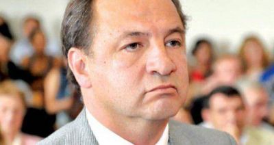 �Los que manejan fondos p�blicos, le tienen que dar explicaciones a la gente�