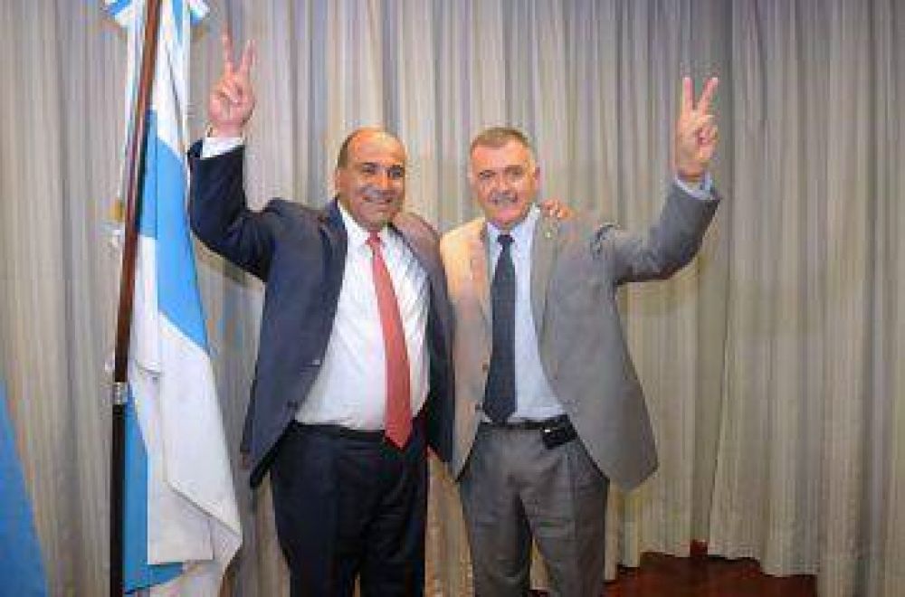 Al frente Manzur