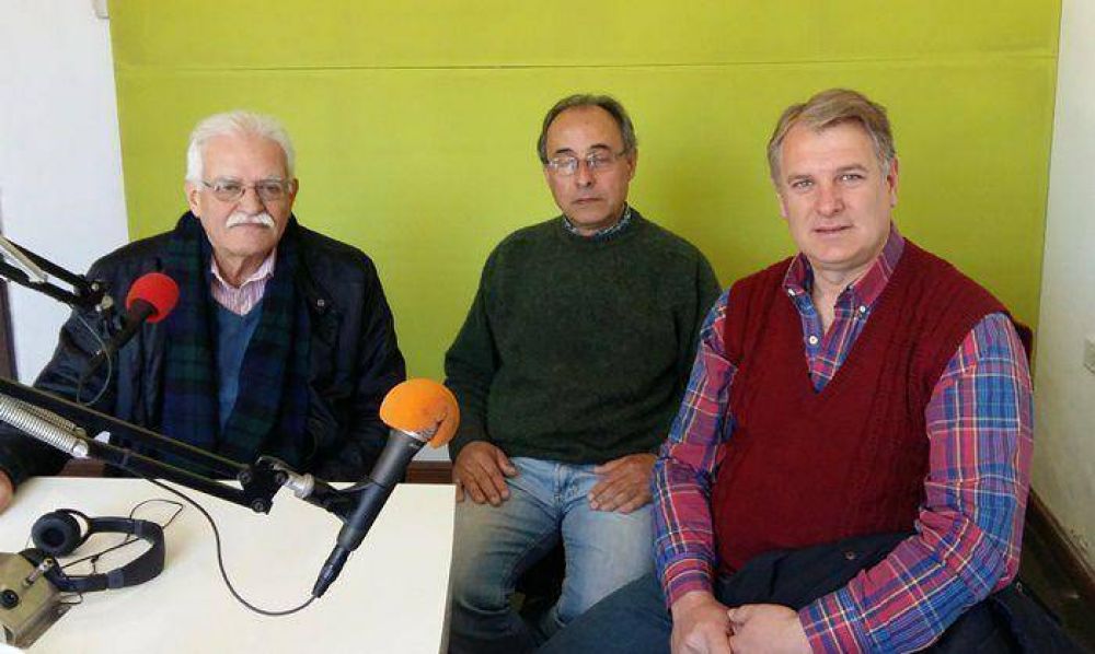 Aldo Pignanelli: Si esto sigue as� nos vamos a la m� porque este es un gobierno que no discute ideas sino que las impone