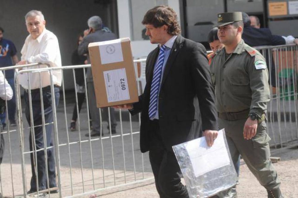 Seg�n EDET no hubo bajas de tensi�n en la Junta el d�a de las elecciones