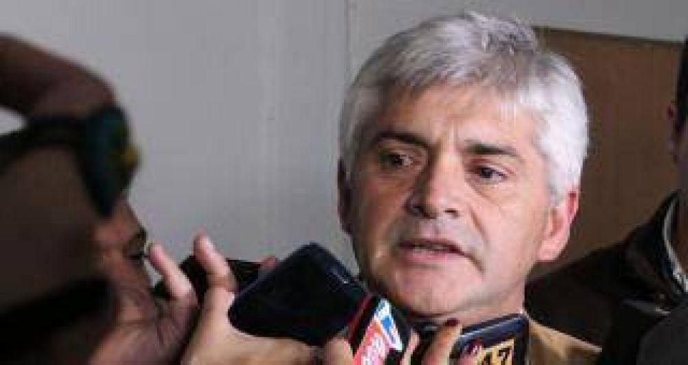 Almaraz asegur� que se pondr� a disposici�n de la justicia