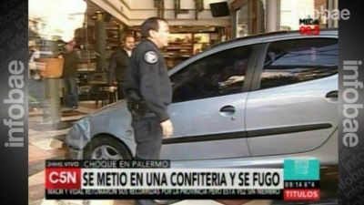 Se incrustaron en bar con el auto: 