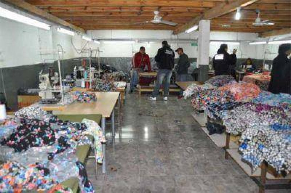 Otros dos talleres clandestinos clausurados por la Fiscal�a de la Ciudad