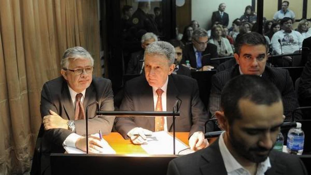 �La concreta verdad es que el tren frenaba�
