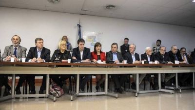 La oposici�n ir� ma�ana a la C�mara Electoral con medidas de 