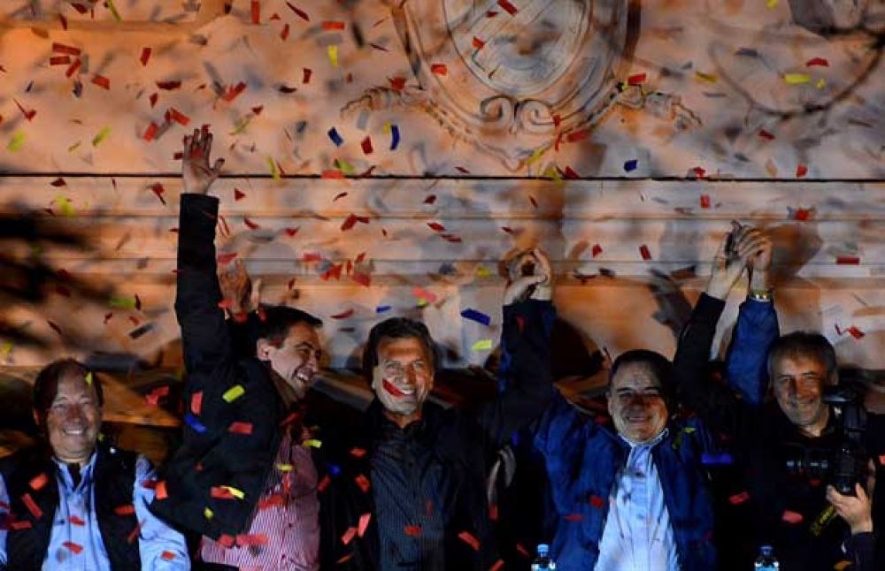 Cmoda victoria del radical Ramn Mestre, que fue reelecto intendente de Crdoba