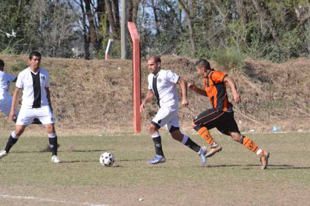 Pico sigue arriba a puro gol