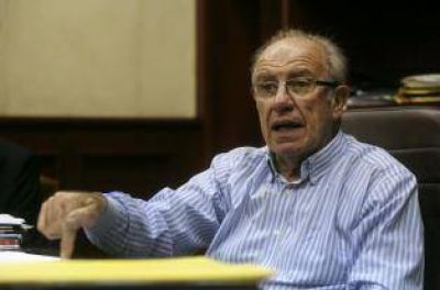Docentes se debaten entre dar m�s tiempo al Rectorado, levantar el paro o profundizarlo