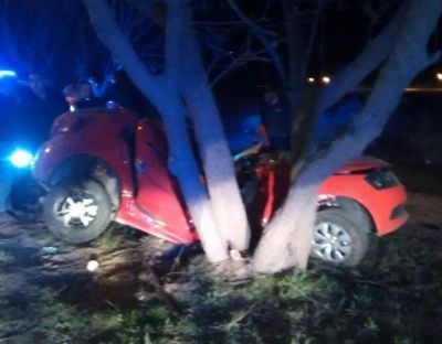 Falleci� el joven que estaba internado tras el tr�gico choque contra un �rbol