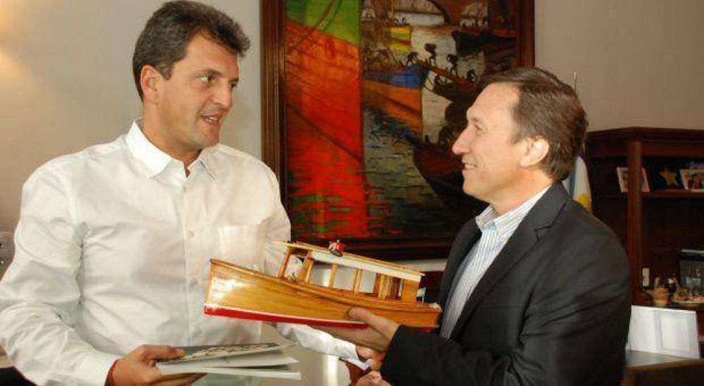 Seg�n portal platense, �Massa piensa en cortar la boleta en Bah�a Blanca para sacarse el lastre de Larraburu�
