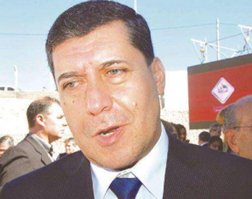 Sergio Casas est� a cargo del Ejecutivo por la semana