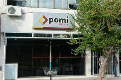 Graciela Oca�a denunci� en la Justicia que en el PAMI se mont� una estructura paralela de personal
