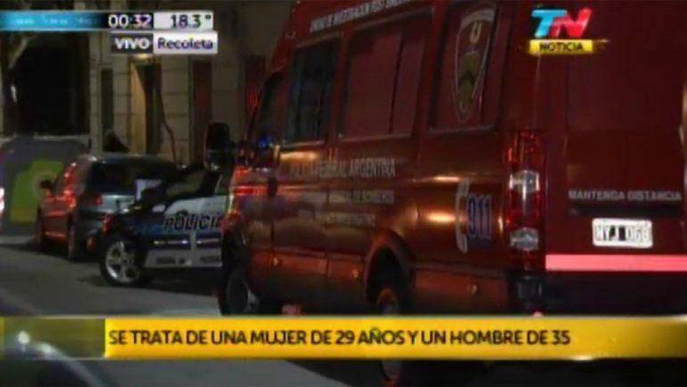 Dos personas aparecieron muertas en una ba�era