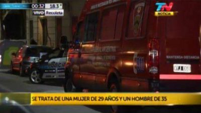 Dos personas aparecieron muertas en una ba�era