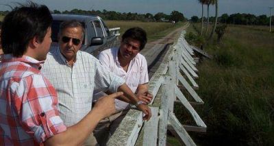 El ministro Godoy se reunir� con inspectores de todos los consorcios camineros de la Provincia