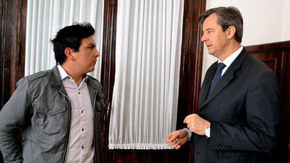 Apoyo de Bahl a candidato que busca 