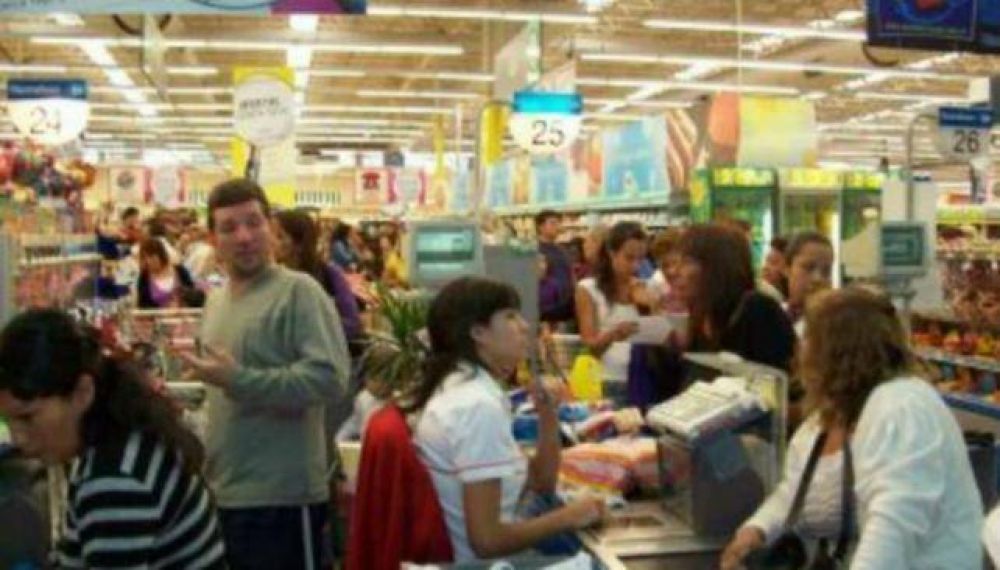 El lunes 28, cierran los s�per y shopping de C�rdoba