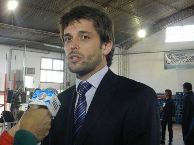 Eleno dice que a Belgrano le dieron $200.000