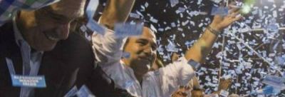 M�s de 70.000 personas dieron su respaldo a Juan Manzur y Osvaldo Jaldo por el aplastante triunfo en las elecciones